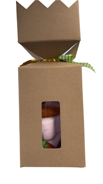 Easter Crackers filled with Bunny Shaped Mallows and Carrot Jellies