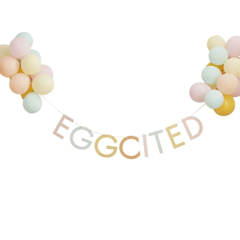Egg-Cited Balloon Bunting